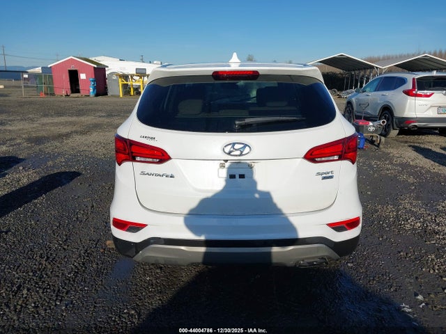 5XYZTDLB7HG394640 Hyundai Santa Fe Sport 2.4l