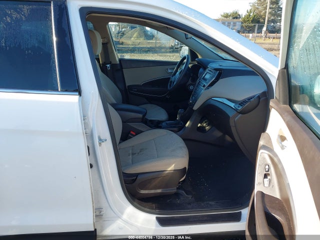 5XYZTDLB7HG394640 Hyundai Santa Fe Sport 2.4l
