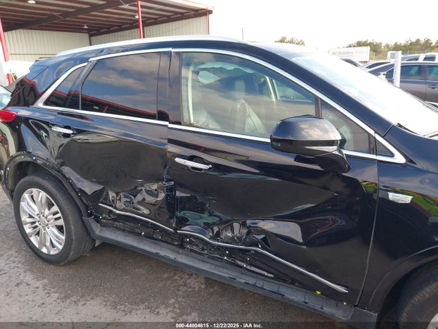 2018 CADILLAC XT5 1GYKNERS0JZ213503 Photo 5