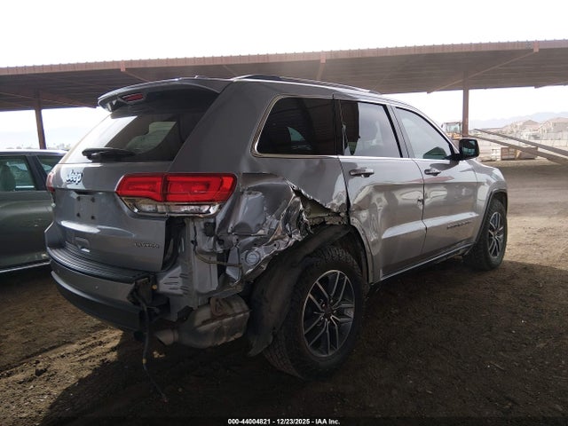 1C4RJEAG9KC852149 Jeep Grand Cherokee Laredo E 4x2