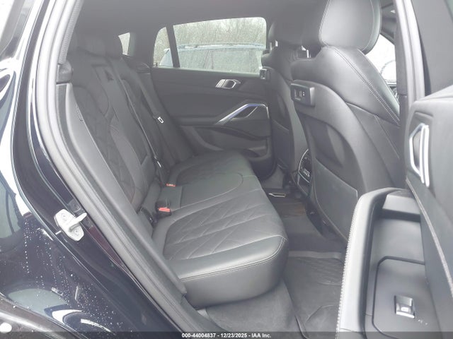 2023 BMW X6 5UXCY6C02P9P49293 Photo 7