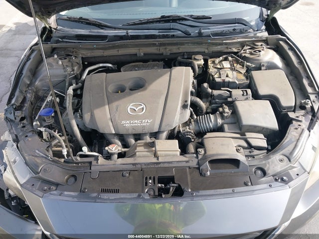 3MZBM1U77FM140530 Mazda Mazda3 I Sport