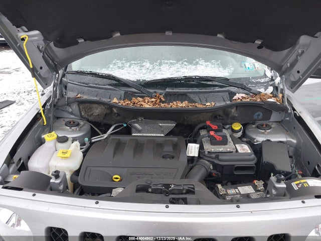 1C4NJPBB0HD203856 Jeep Patriot Sport Fwd