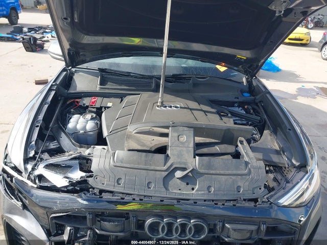 2025 AUDI Q8 WA1BVBF17SD034447 Photo 9