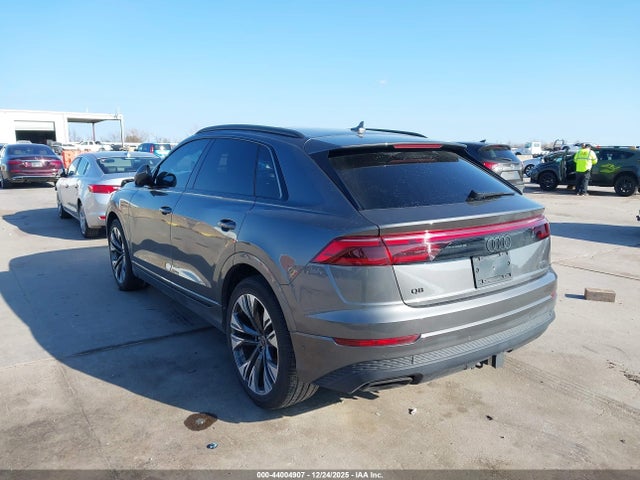 2025 AUDI Q8 WA1BVBF17SD034447 Photo 2