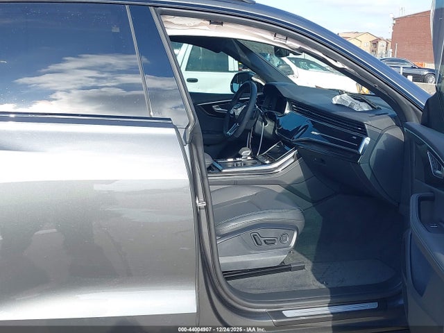 2025 AUDI Q8 WA1BVBF17SD034447 Photo 4
