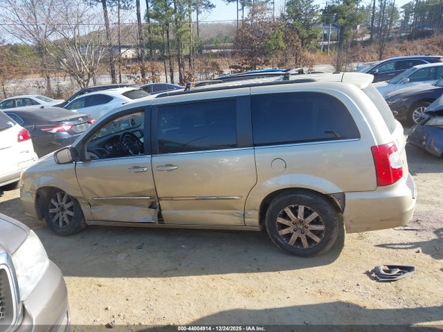 44004914 :رقم المزاد ، 2A4RR8DG1BR713009 vin ، 2011 Chrysler Town & Country Touring-l مزاد بيع