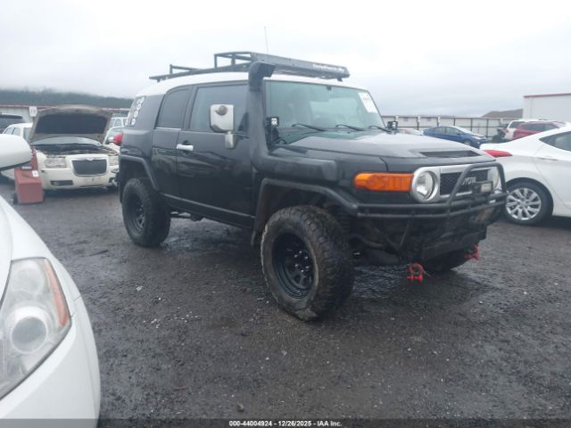 2007 TOYOTA FJ CRUISER JTEBU11FX70025726
