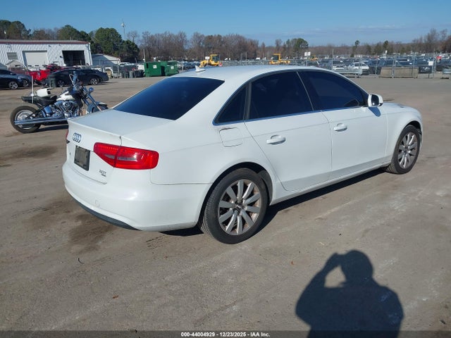2013 AUDI A4 WAUBFAFL0DN032015 Photo 3