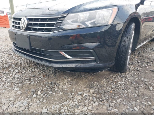 1VWLA7A38KC004355 Volkswagen Passat 2.0t Wolfsburg Edition