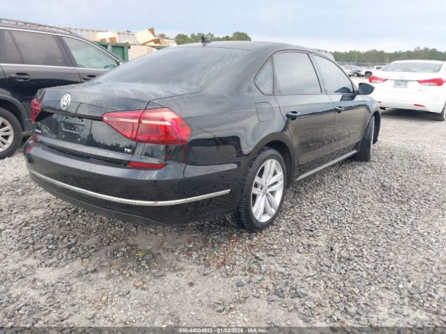2019 VOLKSWAGEN PASSAT 1VWLA7A38KC004355 Photo 3