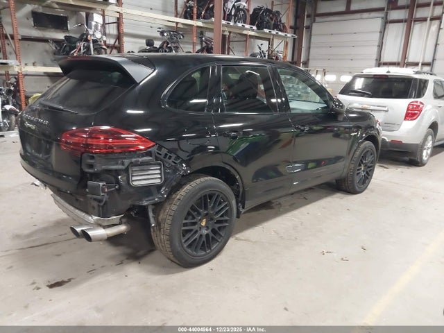 2017 PORSCHE CAYENNE E-HYBRID WP1AE2A26HLA68460 Photo 3
