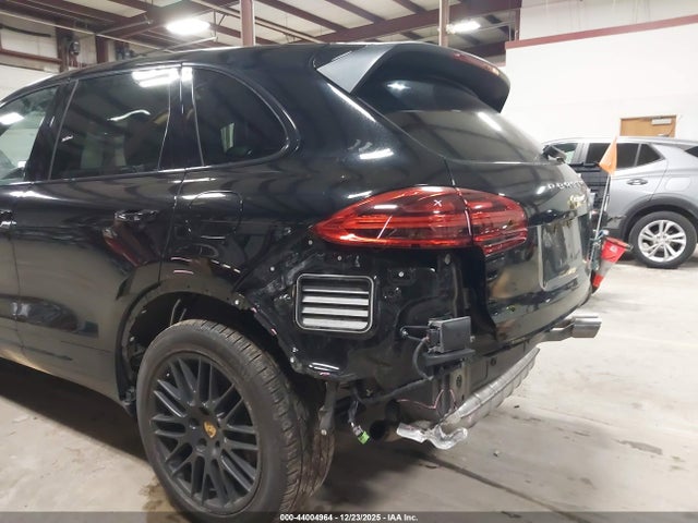 2017 PORSCHE CAYENNE E-HYBRID WP1AE2A26HLA68460 Photo 5