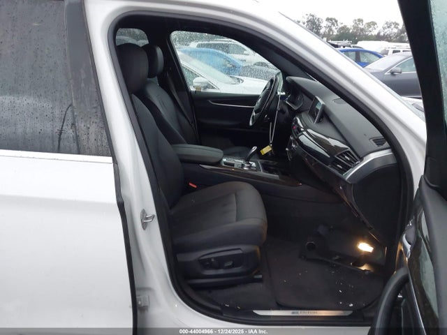 2018 BMW X5 EDRIVE 5UXKT0C51J0W03370 Photo 4
