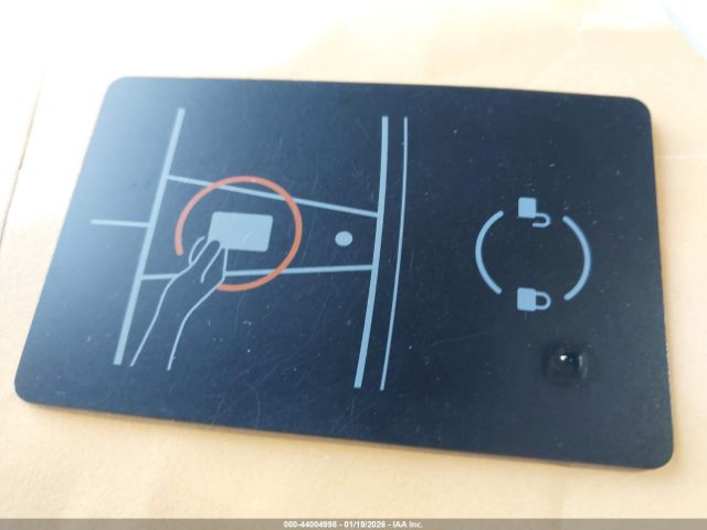 2024 TESLA MODEL 3 5YJ3E1EA5RF742933 Photo 10