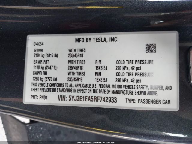 2024 TESLA MODEL 3 5YJ3E1EA5RF742933 Photo 8