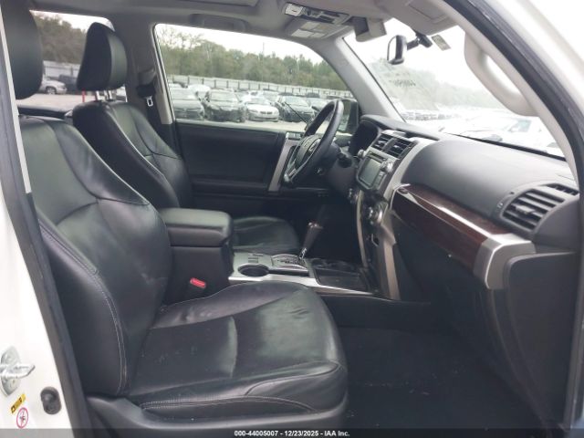 2018 TOYOTA 4RUNNER JTEZU5JRXJ5173238 Photo 4