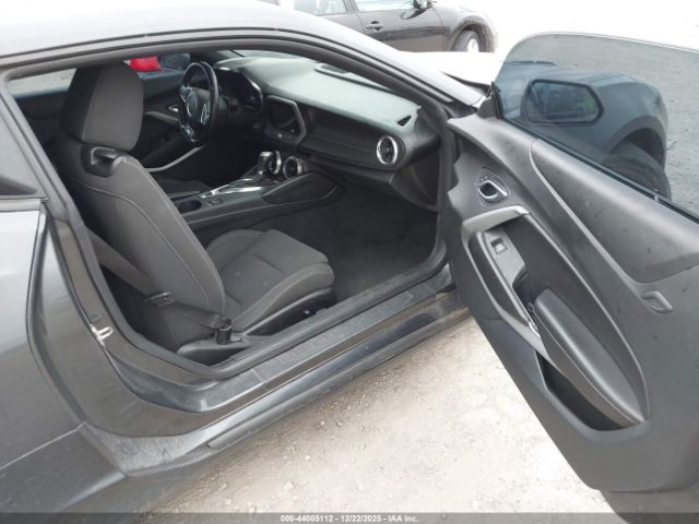 2018 CHEVROLET CAMARO 1G1FF1R75J0122748 Photo 4