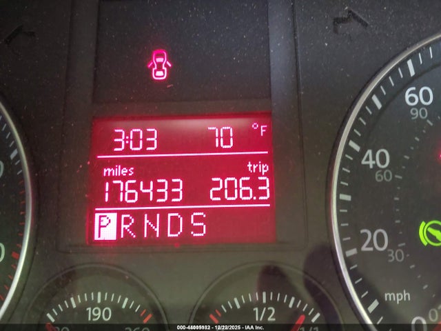 44005132 :رقم المزاد ، WVWDA71K69W081619 vin ، 2009 Volkswagen Rabbit S مزاد بيع