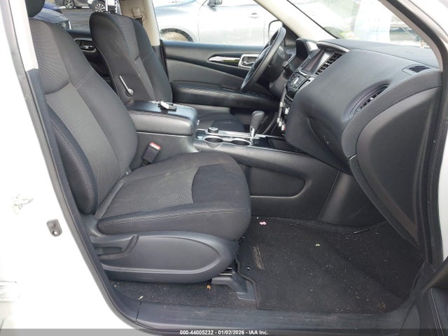 Продажа на аукционе авто 2020 Nissan Pathfinder S 4wd, vin: 5N1DR2AM7LC646039, номер лота: 44005232