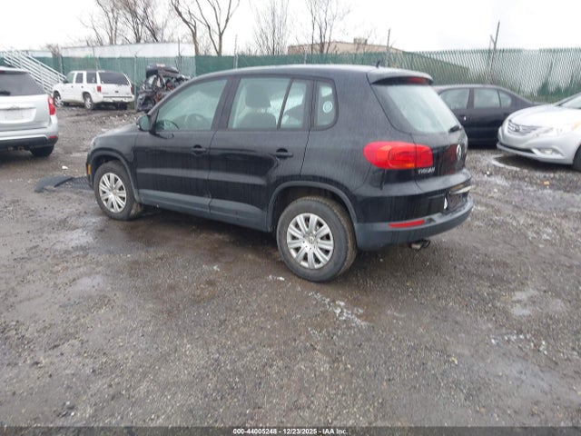 2013 VOLKSWAGEN TIGUAN WVGCV7AXXDW510423 Photo 2