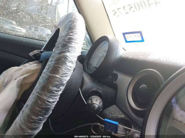 2012 MINI COOPER WMWSU3C59CT369929 Photo 6