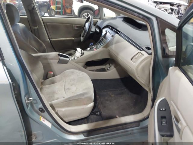 2014 TOYOTA PRIUS JTDKN3DUXE1823318 Photo 4