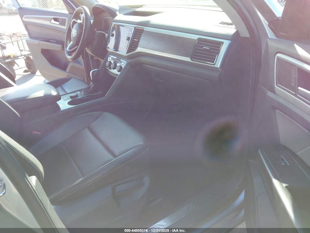 1V2KP2CA9NC531240 Volkswagen Atlas 2.0t Se W/technology