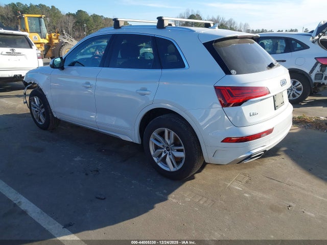 2023 AUDI Q5 WA1GAAFYXP2098719 Photo 2