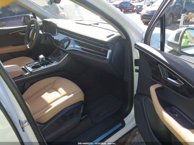 2025 AUDI Q7 WA1ACBF7XSD019656 Photo 4