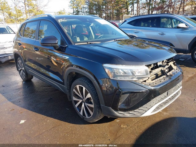 Продаж на аукціоні авто 2022 Volkswagen Taos 1.5t Se, vin: 3VVLX7B2XNM067386, номер лоту: 44005376