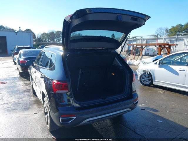 Продаж на аукціоні авто 2022 Volkswagen Taos 1.5t Se, vin: 3VVLX7B2XNM067386, номер лоту: 44005376