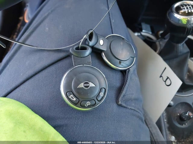 2012 MINI COOPER WMWSU3C58CT367220 Photo 10