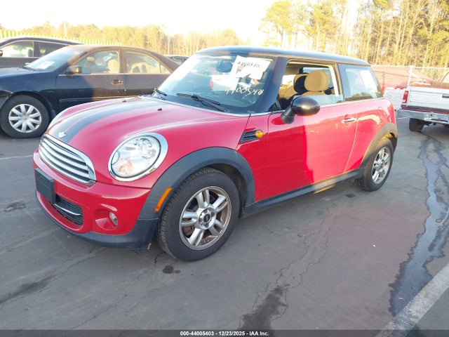 2012 MINI COOPER WMWSU3C58CT367220 Photo 1