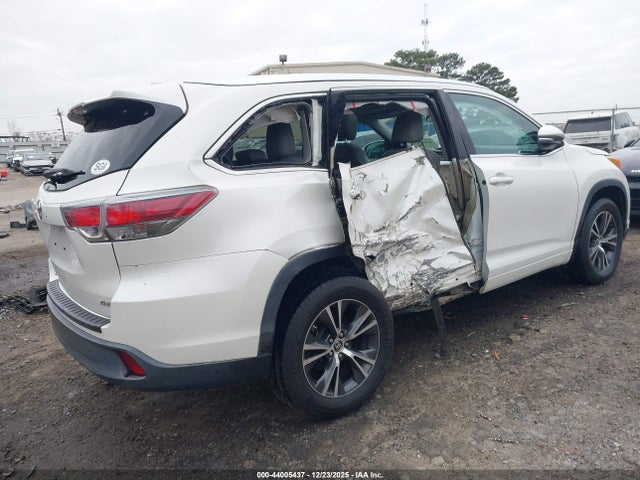 2016 TOYOTA HIGHLANDER 5TDKKRFH6GS505598 Photo 3
