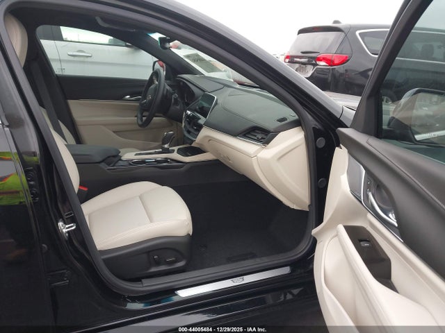 2026 CADILLAC CT4 1G6DJ5RK0T0106536 Photo 4