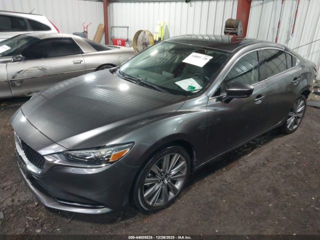 2018 MAZDA MAZDA6 JM1GL1VM9J1324924 Photo 1