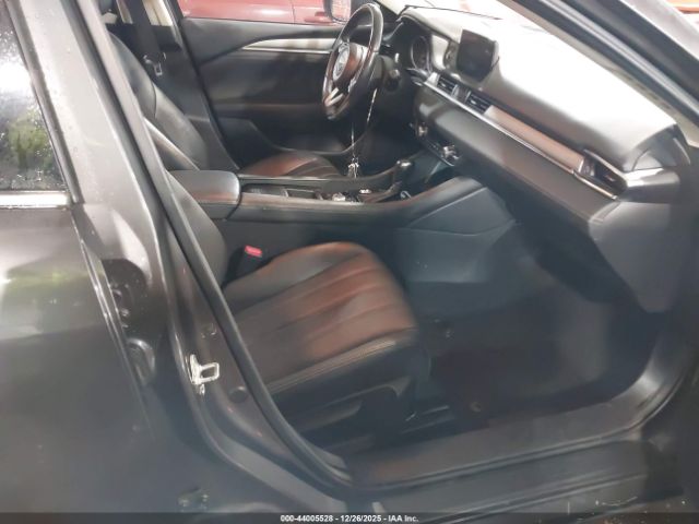 2018 MAZDA MAZDA6 JM1GL1VM9J1324924 Photo 4
