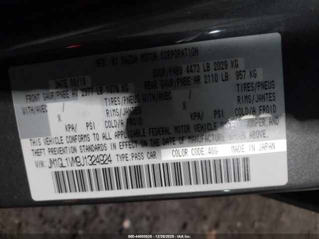 2018 MAZDA MAZDA6 JM1GL1VM9J1324924 Photo 8