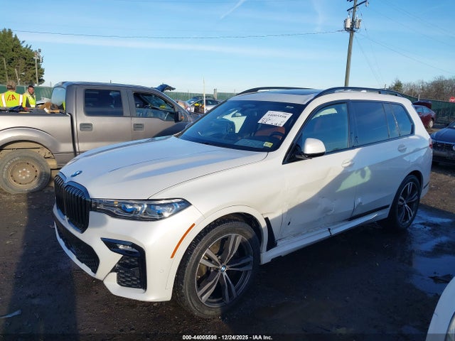2022 BMW X7 5UXCX6C08N9K20687 Photo 1