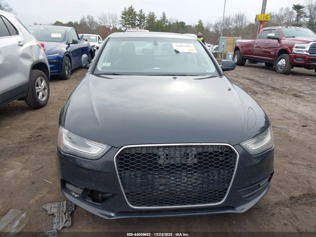 Продаж на аукціоні авто 2013 Audi A4 2.0t Premium, vin: WAUDFAFL2DN018335, номер лоту: 44005682