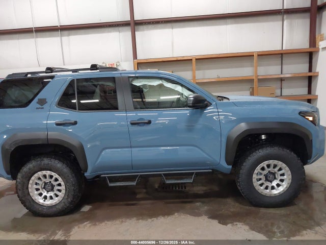 JTEVA5BR8S5073565 Toyota 4RUNNER SR5