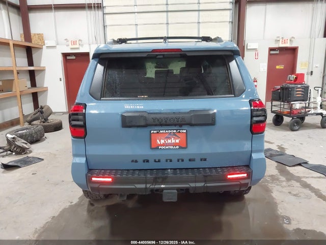 JTEVA5BR8S5073565 Toyota 4RUNNER SR5