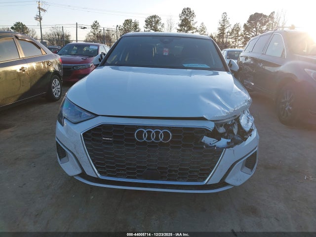 Aukcja sprzedaży 2022 Audi A3 Premium 40 Tfsi Quattro S Tronic, vin: WAUGUDGY6NA013565, numer aukcji: 44005714