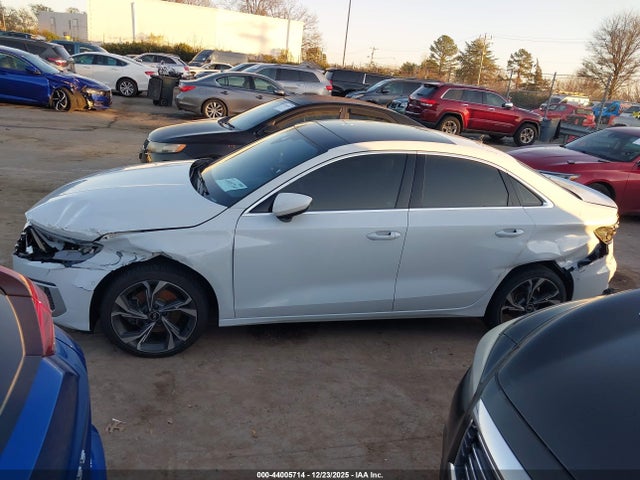 Aukcja sprzedaży 2022 Audi A3 Premium 40 Tfsi Quattro S Tronic, vin: WAUGUDGY6NA013565, numer aukcji: 44005714