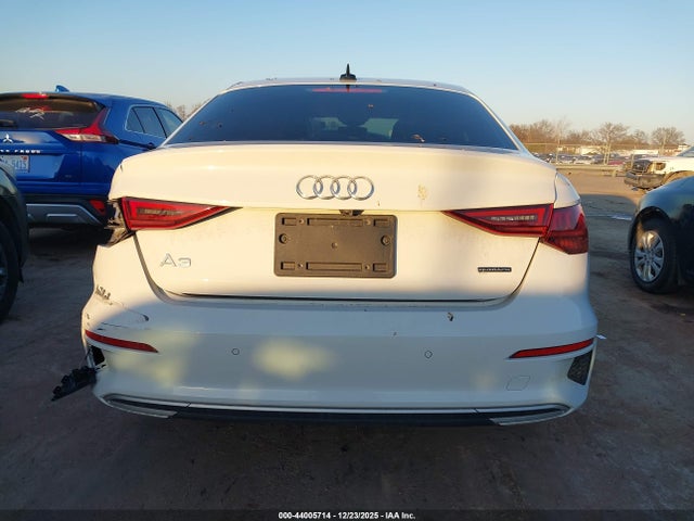 Aukcja sprzedaży 2022 Audi A3 Premium 40 Tfsi Quattro S Tronic, vin: WAUGUDGY6NA013565, numer aukcji: 44005714