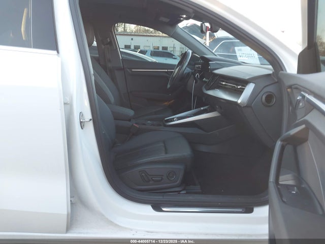 2022 AUDI A3 WAUGUDGY6NA013565 Photo 4