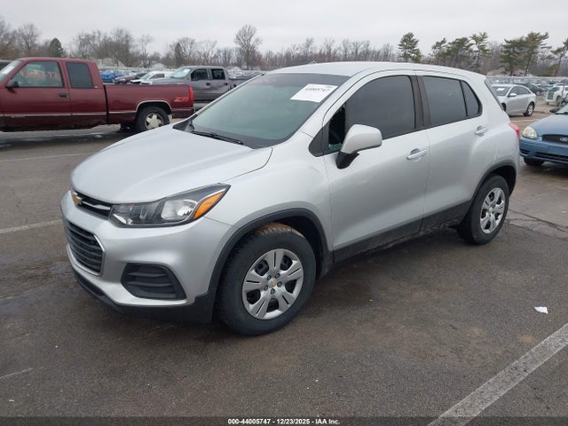 KL7CJKSB8HB153789 Chevrolet TRAX LS