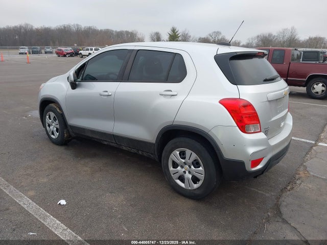 KL7CJKSB8HB153789 Chevrolet TRAX LS