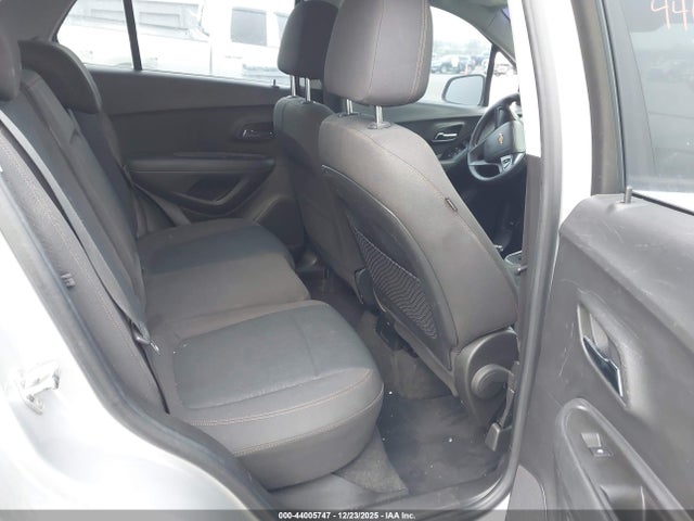 KL7CJKSB8HB153789 Chevrolet TRAX LS